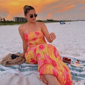 PrettyLittleThing Yellow and Pink Strapless Dress